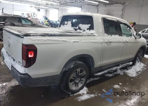 2018 Honda Ridgeline Rtl-E z USA, uszkodzony, nr VIN 5FPYK3F72JB004371